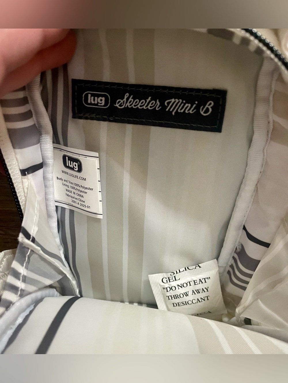 Lug Skeeter Mini B Crossbody Bag Purse NWT White Travel Adjustable Strap Zipper - Picture 12 of 16